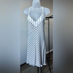 Laila Jayde White and Gray Striped Dress